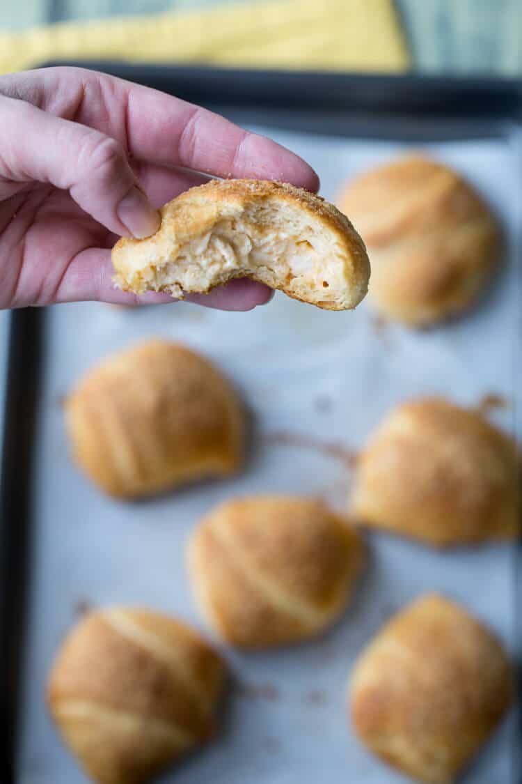 Buffalo Chicken Crescent Puffs ~ Your Favorite Buffalo Chicken Dip Stuffed Inside Flakey Crescents Rolls! Your Family Will Love this Delicious and Easy Dinner Recipe!
