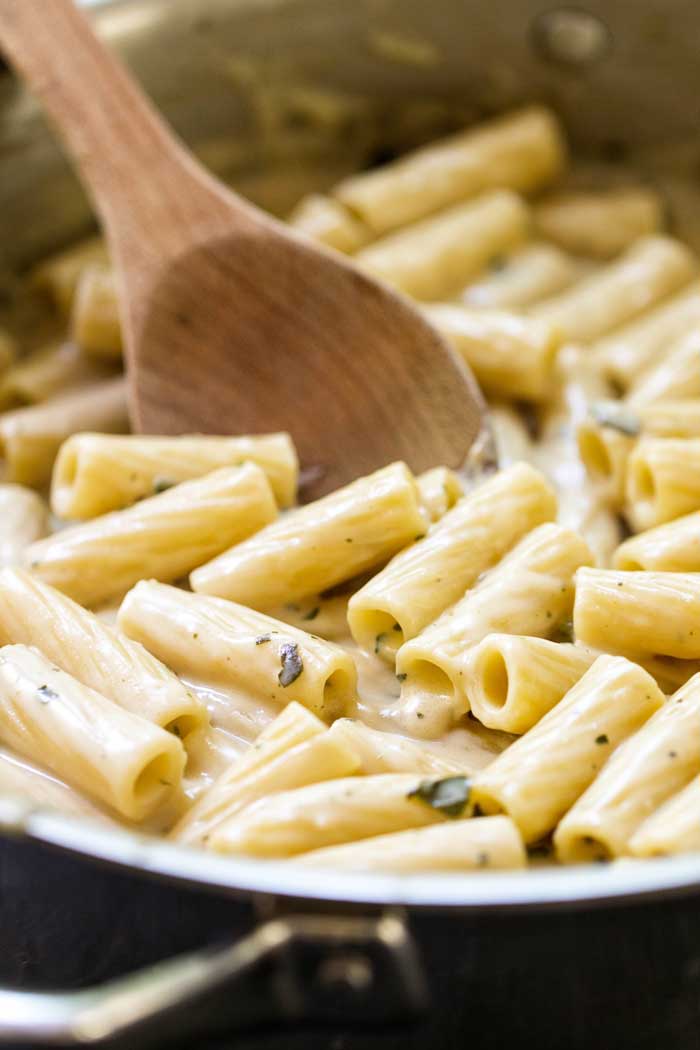 Creamy Pesto Chicken Pasta