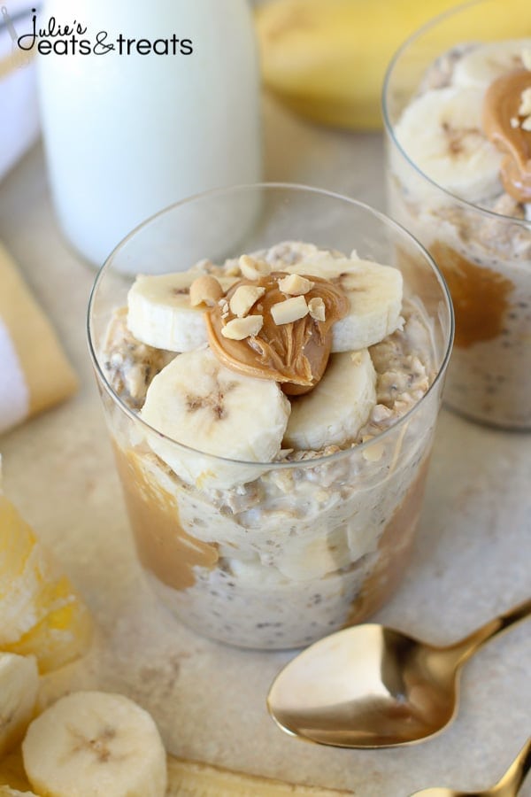 Peanut Butter Banana Overnight Oats in two clear cups