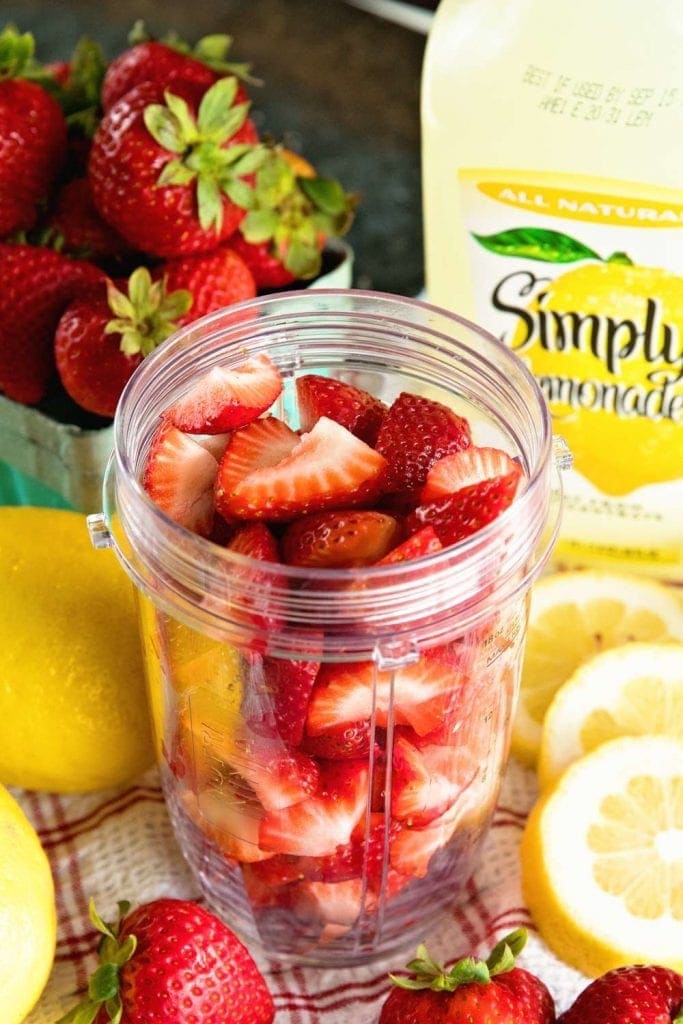 Sparkling Strawberry Lemonade ~ Quick, Easy, Refreshing Lemonade for those Hot Summer Nights! Only 3 Ingredients and You Will Be Sipping this Amazing Strawberry Lemonade!