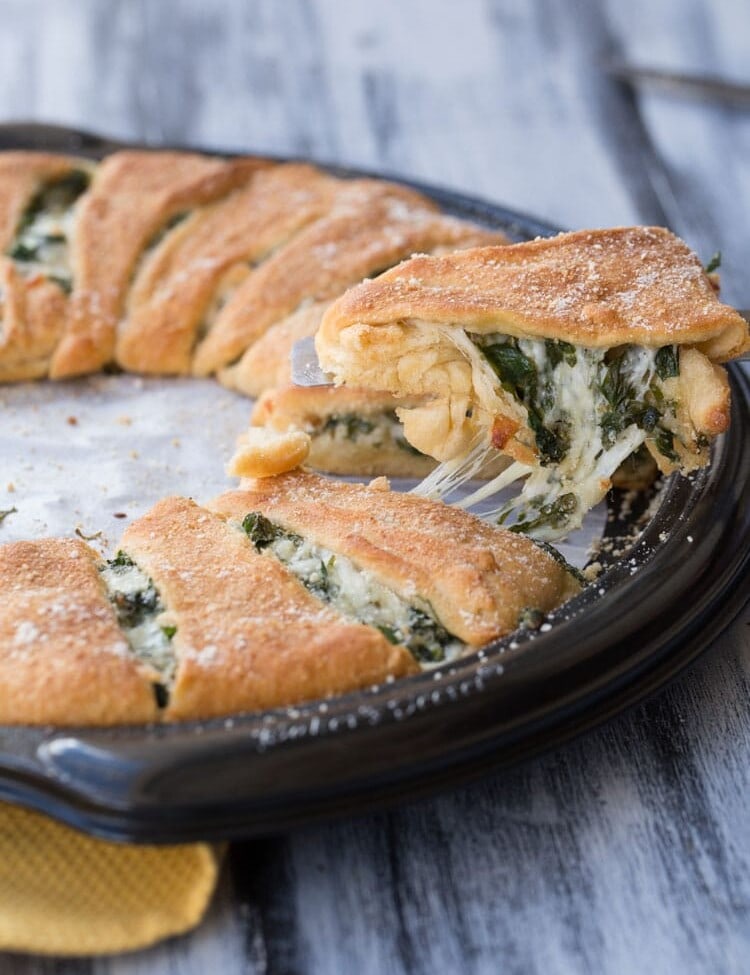 Spinach and Cheese Crescent Ring