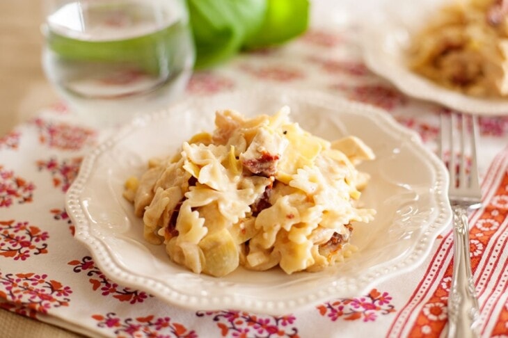 Artichoke and Sun Dried Tomato Pasta - Julie's Eats & Treats