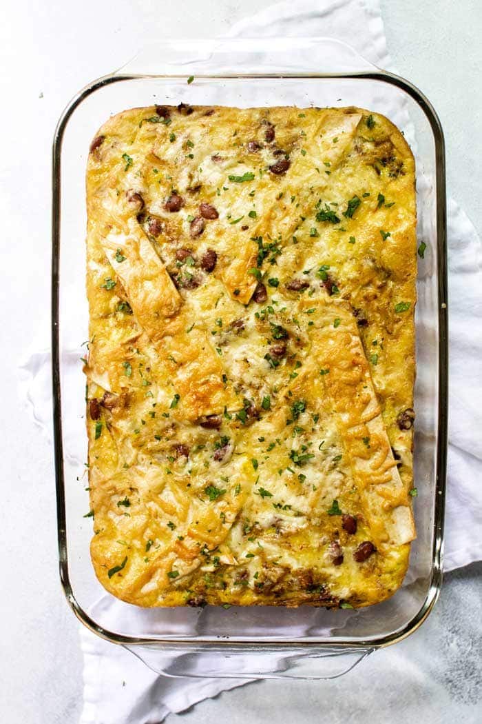Green Chile Breakfast Enchilada Casserole ~ Make Ahead Breakfast Casserole is Loaded with Bacon, Potatoes, Pepper Jack Cheese and is Perfect for Feeding Breakfast to a Crowd!