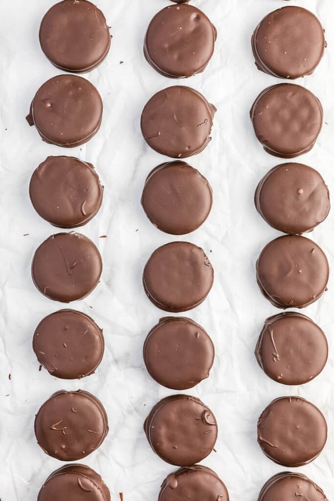 Overhead image of Peanut Butter Ritz Crackers