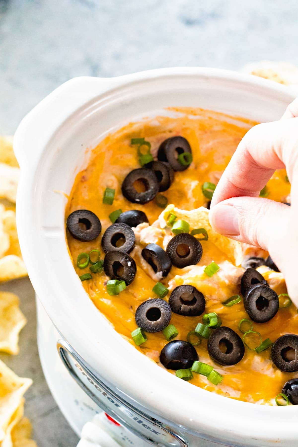 22 Best Slow Cooker Dip Recipes - Easy Crockpot Party Dips