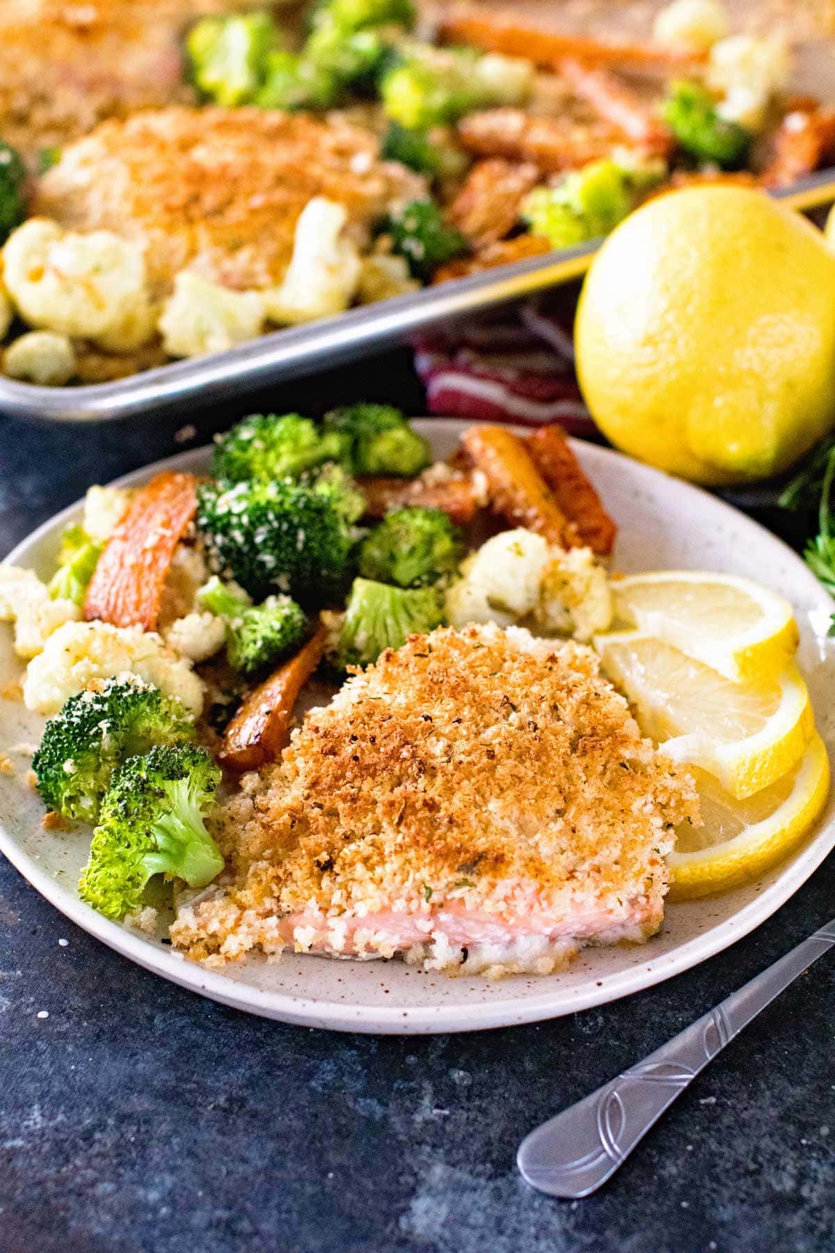 Delicious and Easy Dinner of Lemon Salmon and Vegetables