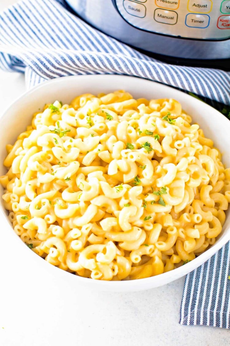 {Instant Pot} Pressure Cooker Mac and Cheese Julie's Eats & Treats