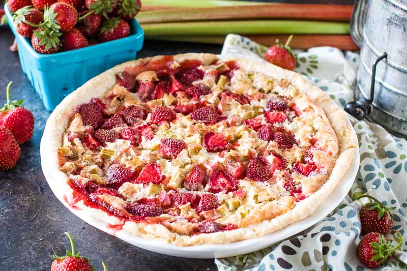 Homemade Strawberry Rhubarb Pie in pie plate