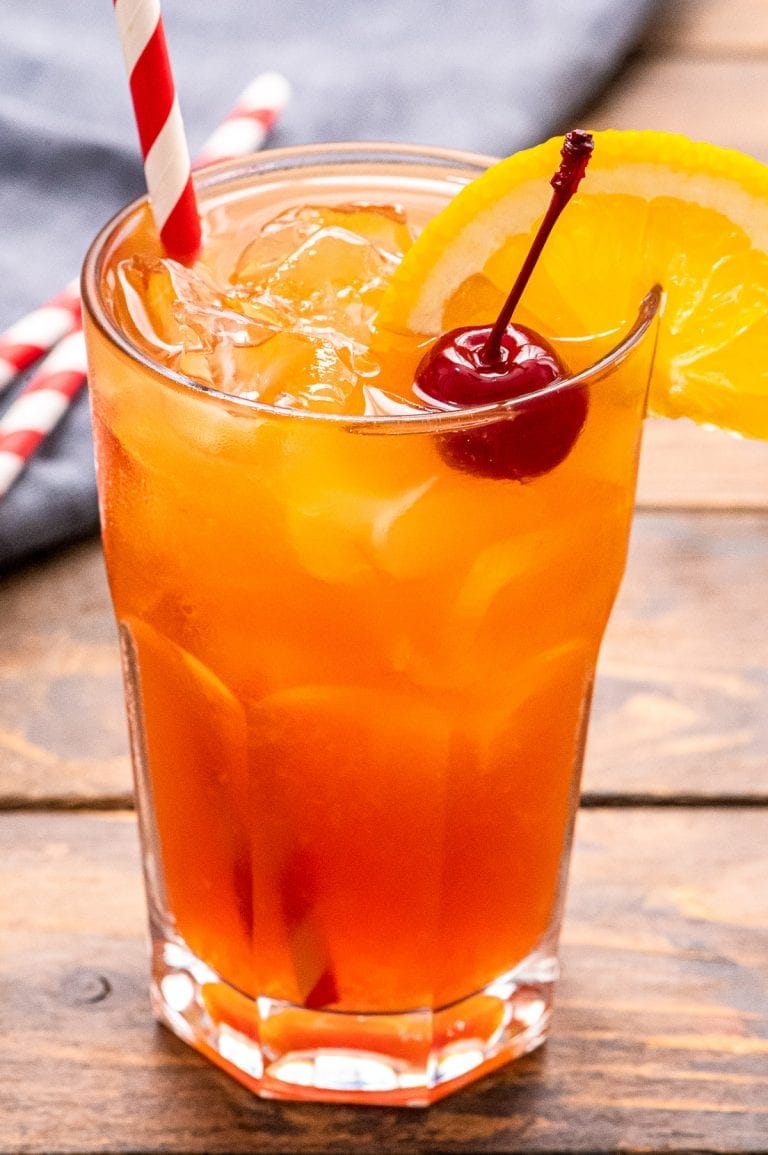 Alabama Slammer - Easy Fruity Cocktail! - Julie's Eats & Treats