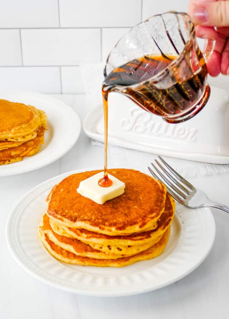 Johnny Cakes {Cornmeal Pancakes} Julie's Eats & Treats