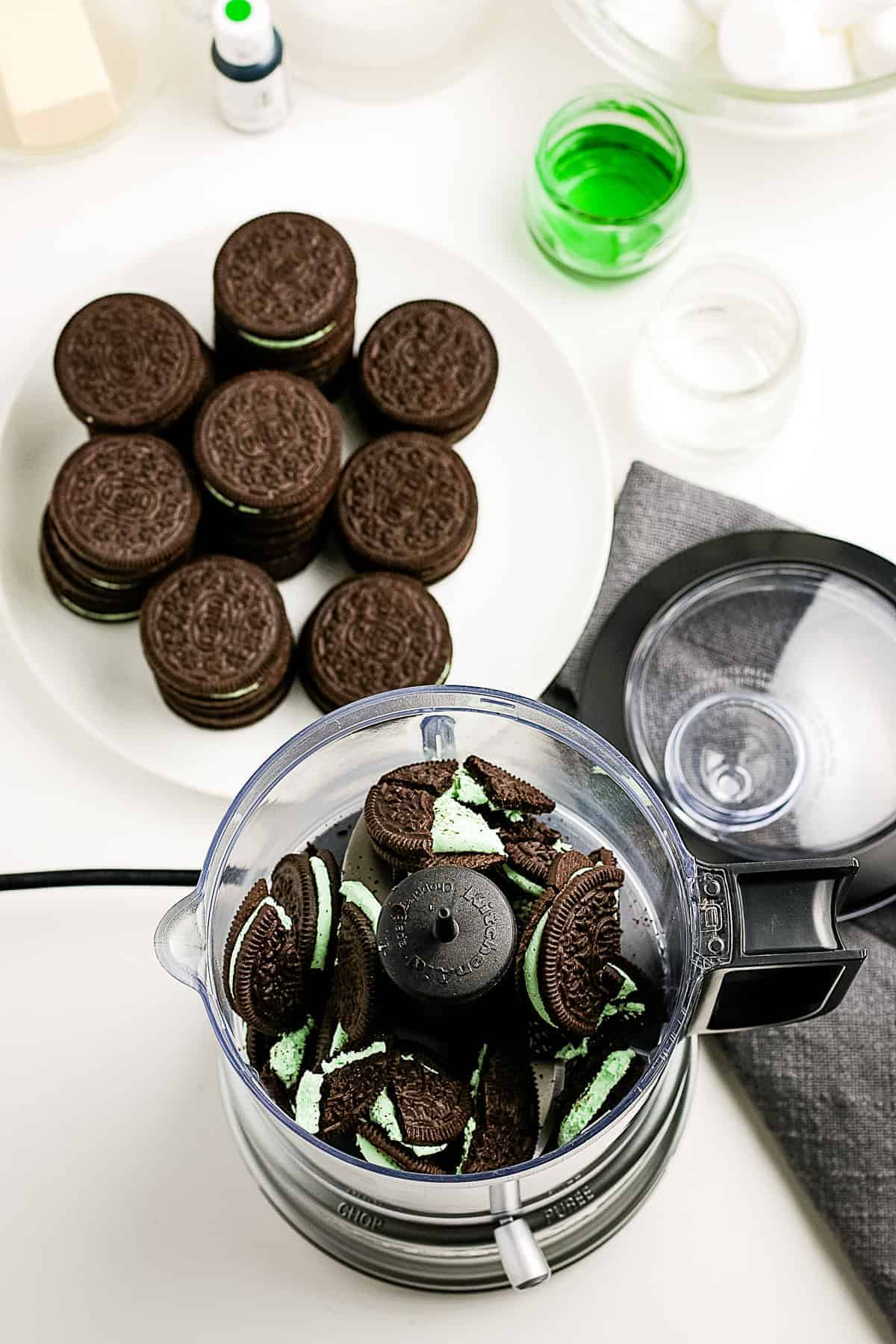 A food processor with Oreos in it
