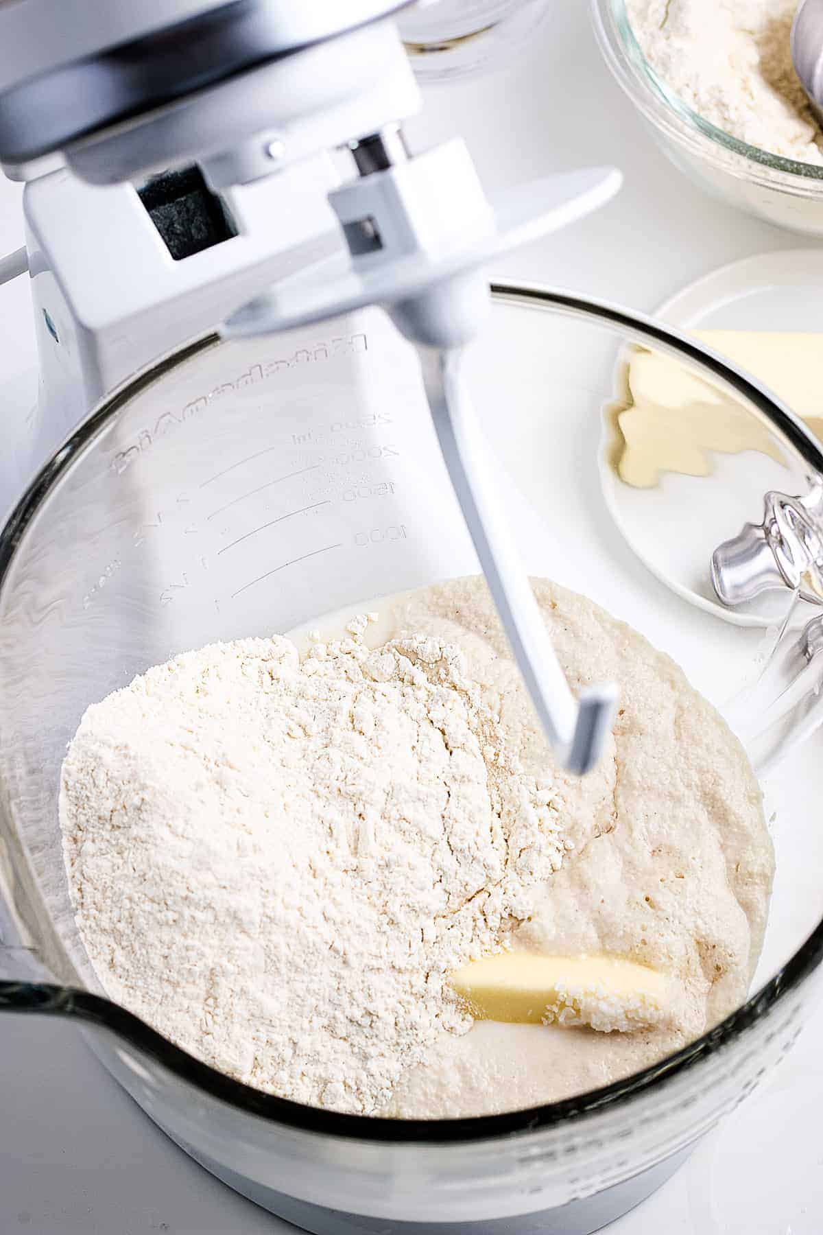Stand mixer with hook mixing roll dough