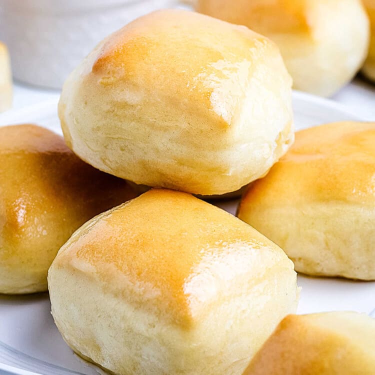 Close up of Texas Roadhouse Rolls