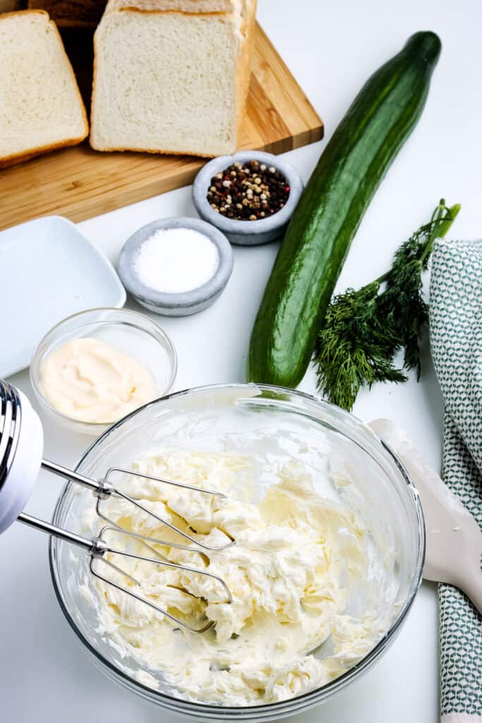 Glass bowl with cream cheese beat 