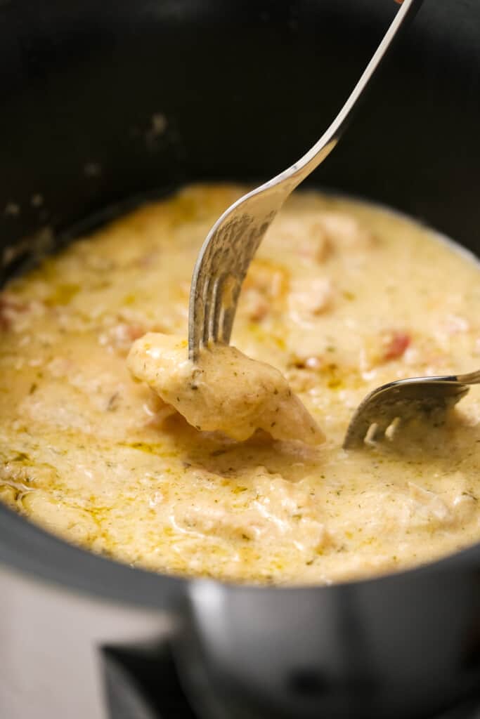 Shredding chicken breasts in cream sauce in crock pot