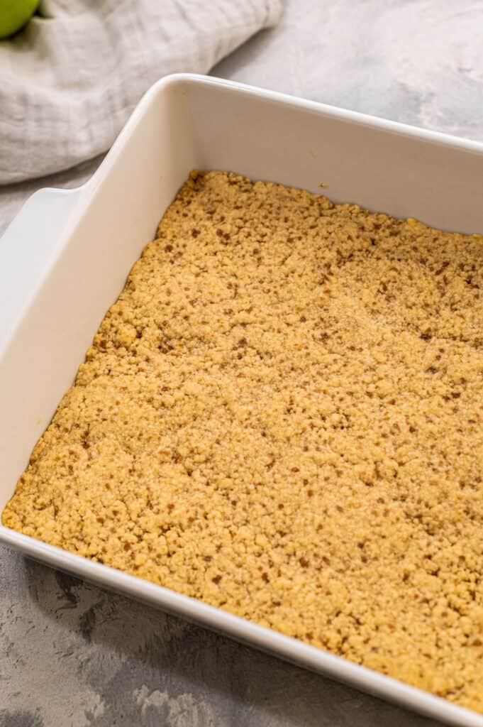 White rectangle casserole dish shortbread crust