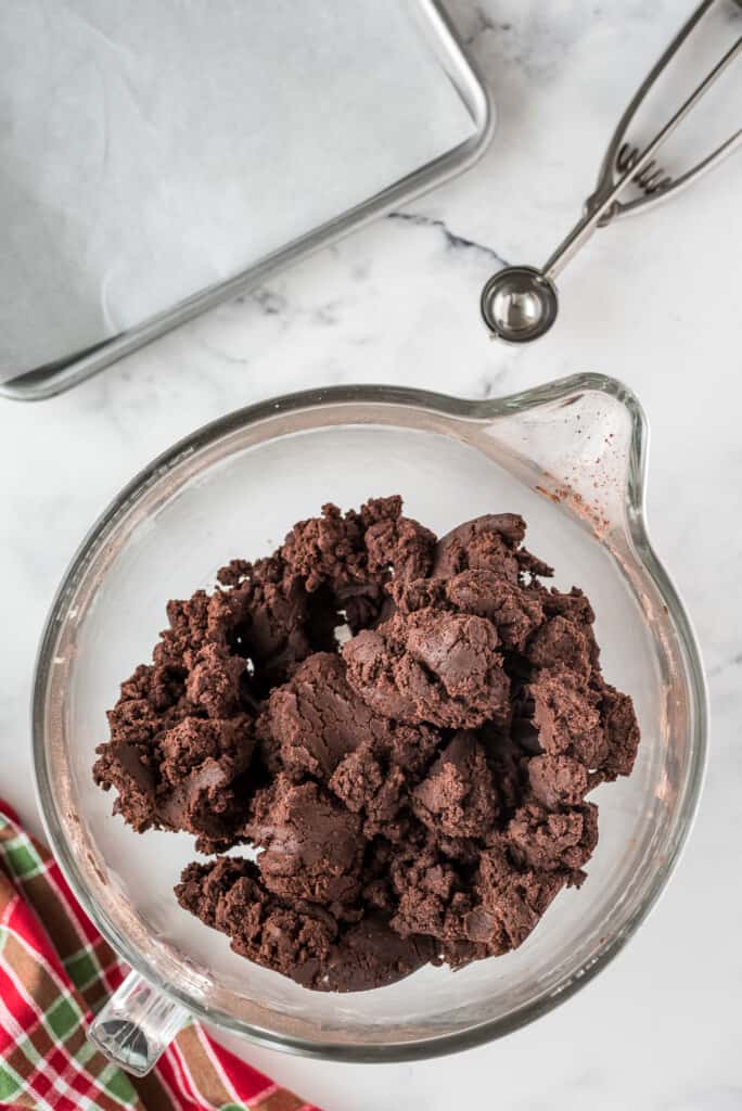 Chocolate cookie dough in glass bowl