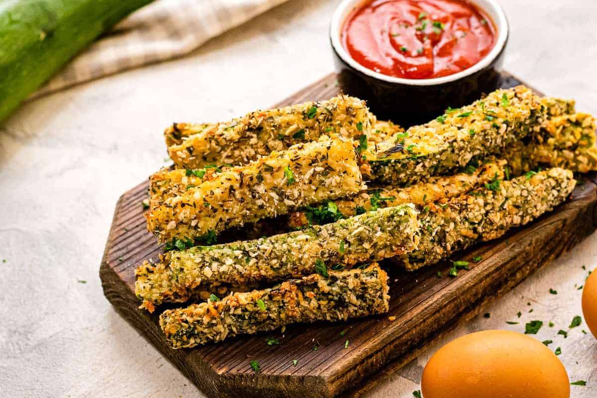 Wood platter with air fryer zucchini fries