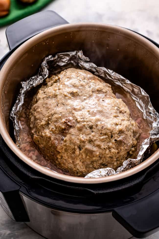 Instant Pot Meatloaf and Mashed Potatoes - Julie's Eats & Treats