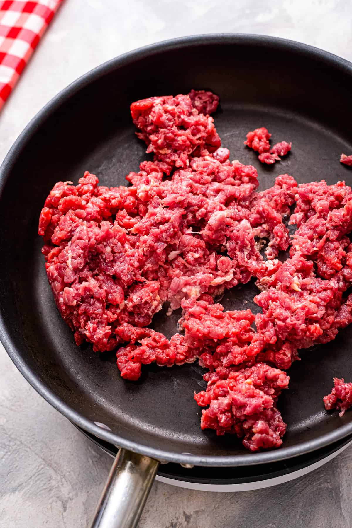 Ground beef in black skillet