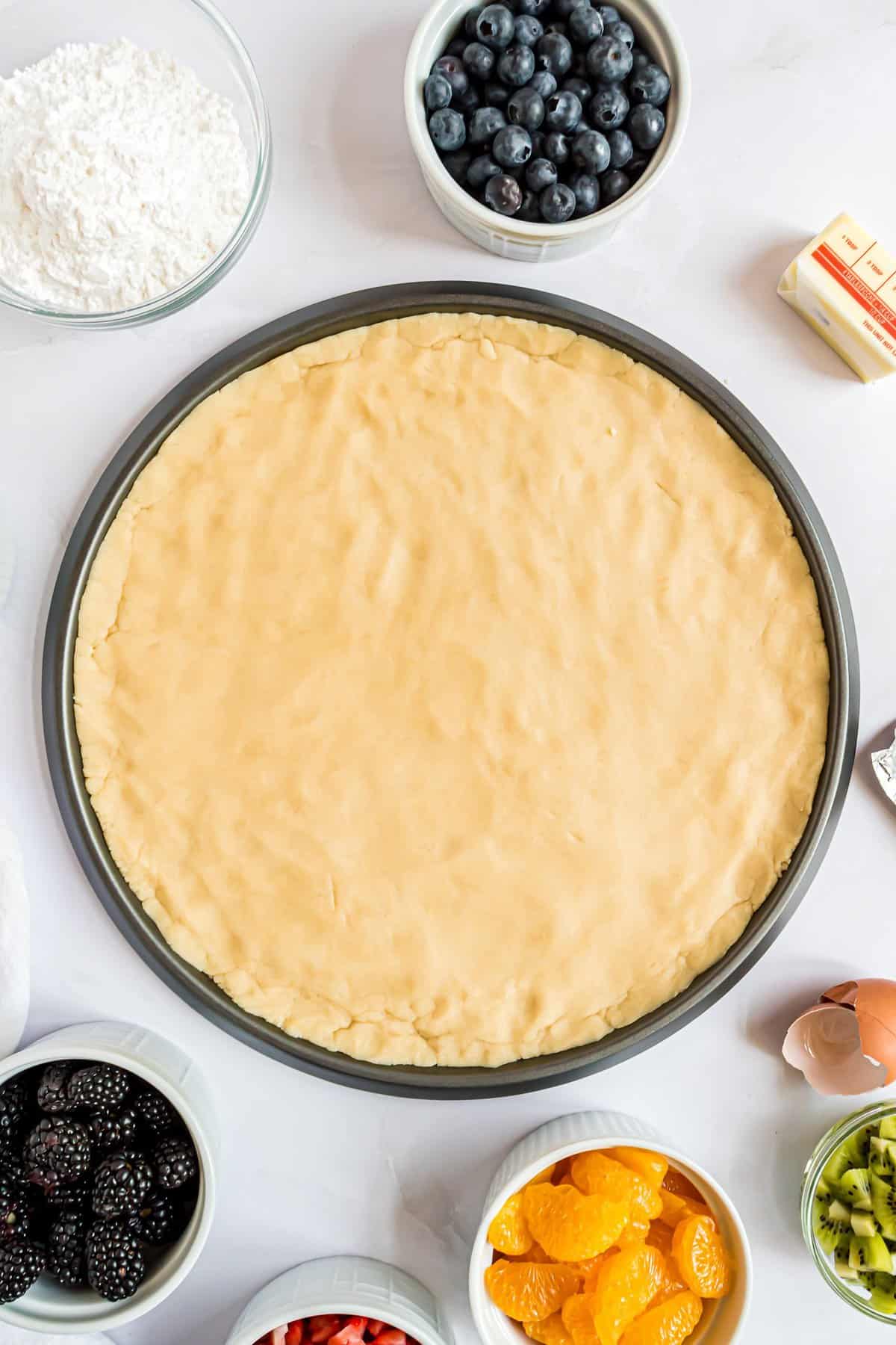 raw sugar cookie pizza crust