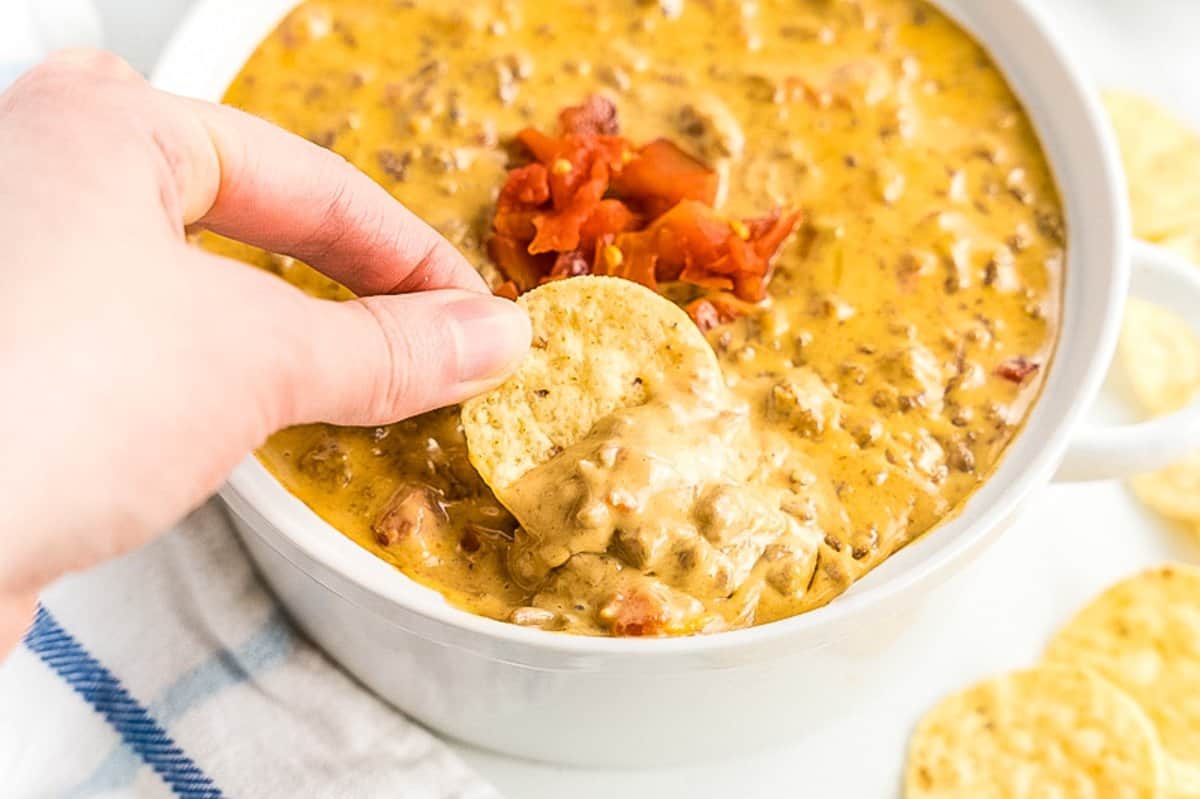 Crock Pot Ro-Tel Dip Recipe With Ground Beef and Cheese