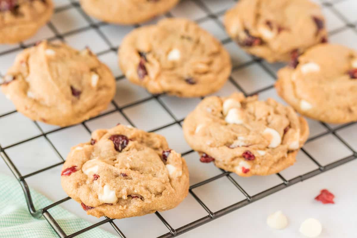 Cooling rack with white chocolate cranberry cookies