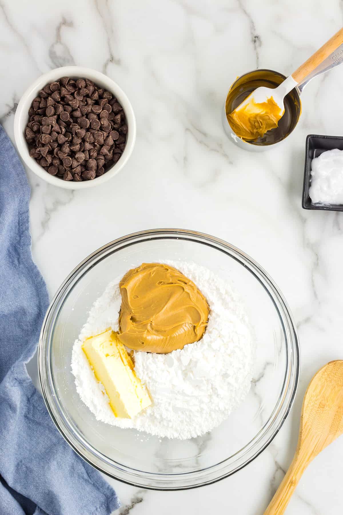 Ingredients for peanut butter mixture for buckeye candy