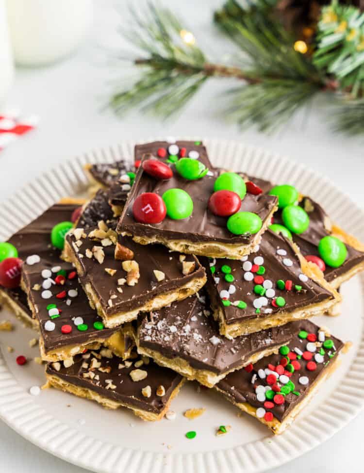 White plate with Christmas crack on it