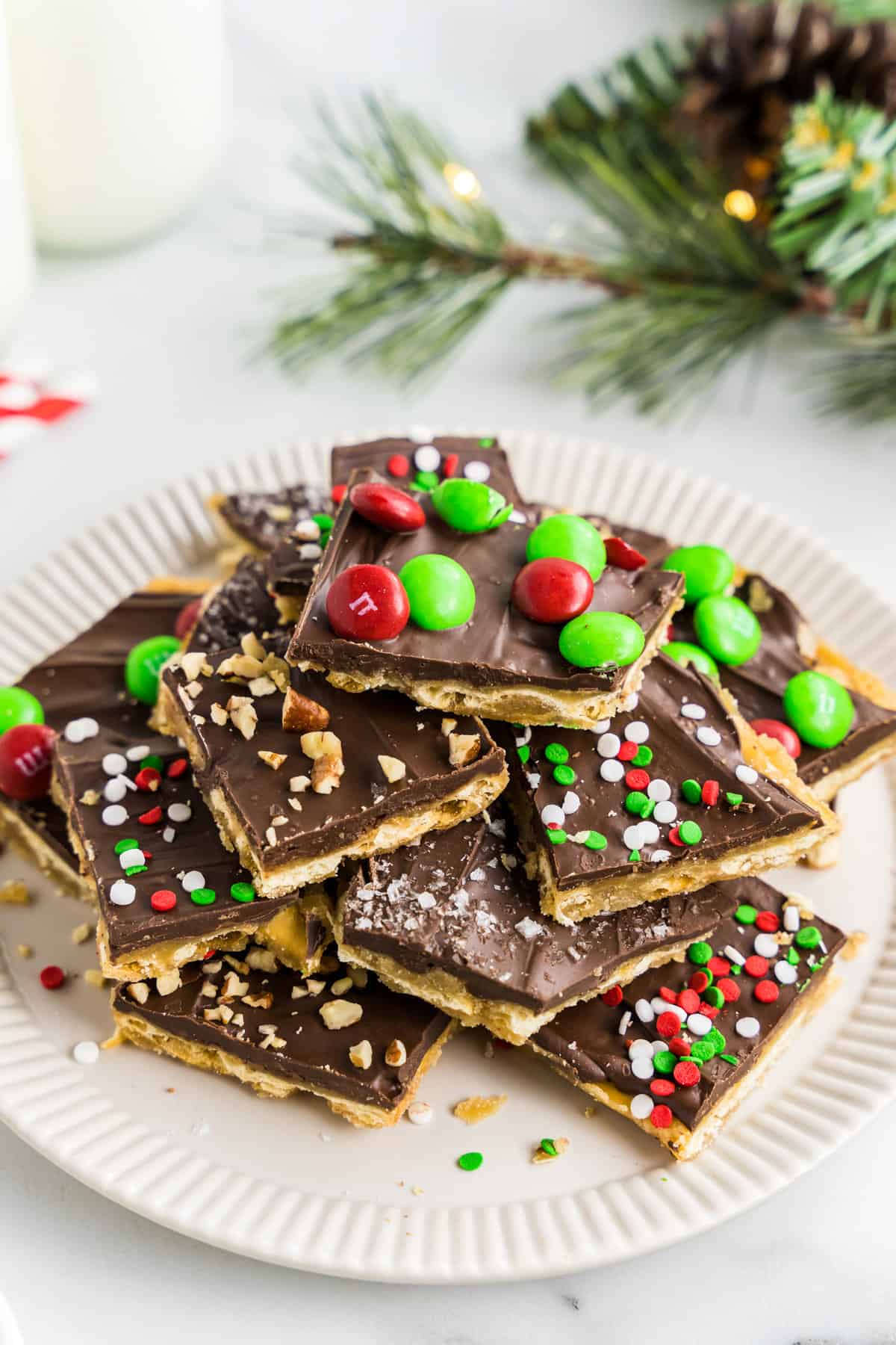 White plate with Christmas crack on it