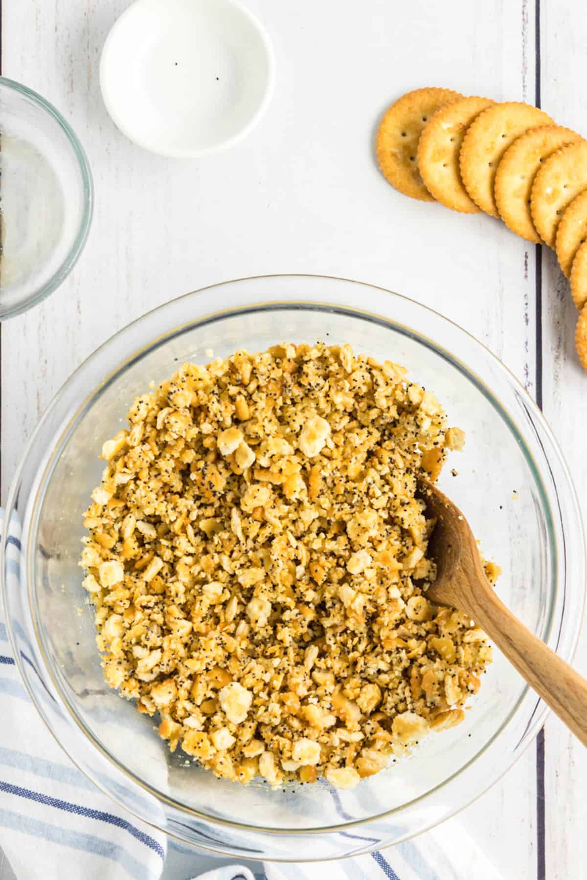 Ritz cracker topping for Poppyseed Chicken