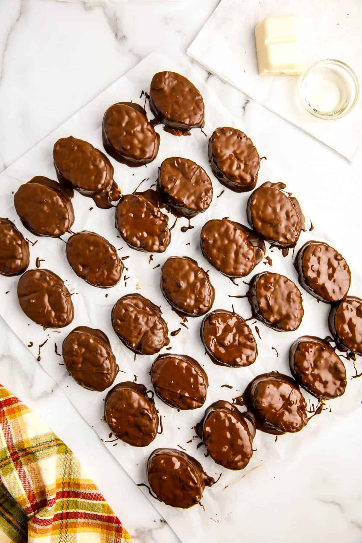 Overhead image of dipped scotcheroos for superbowl sweet treats