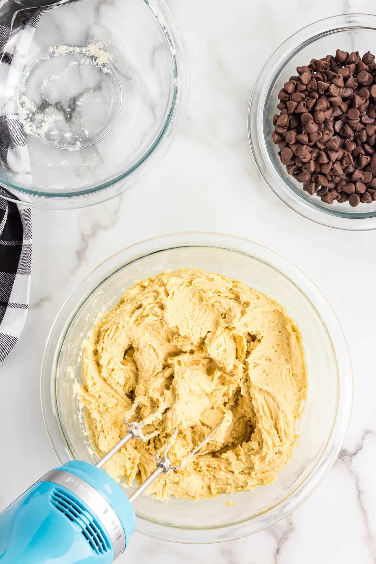 Combined Wet Ingredients for Chocolate Chip Cookie Skillet