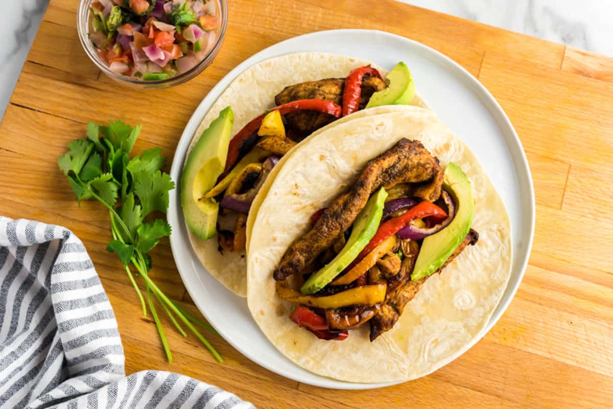 Chicken Fajitas in Air Fryer Plated and Ready to Enjoy