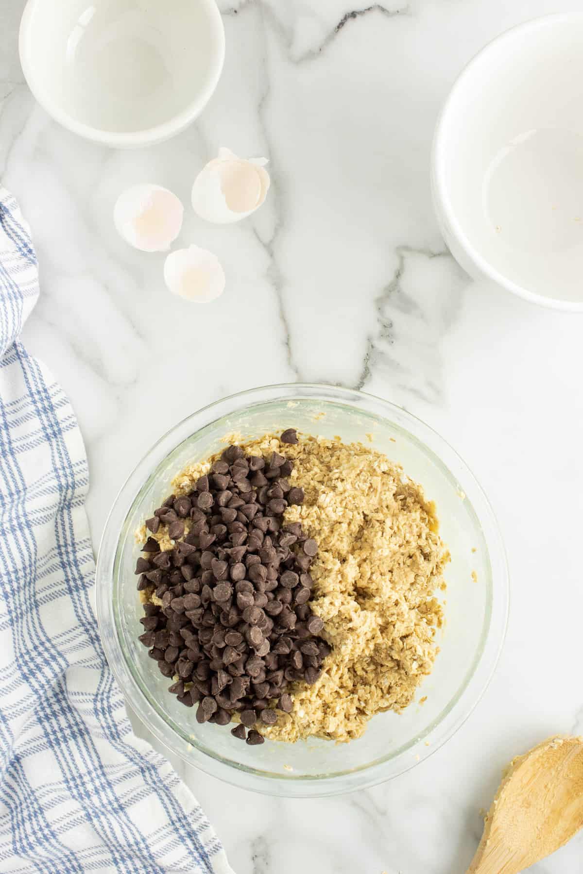 Adding Oats and Chocolate Chips for Chewy Oatmeal Chocolate Chip Cookie Recipe
