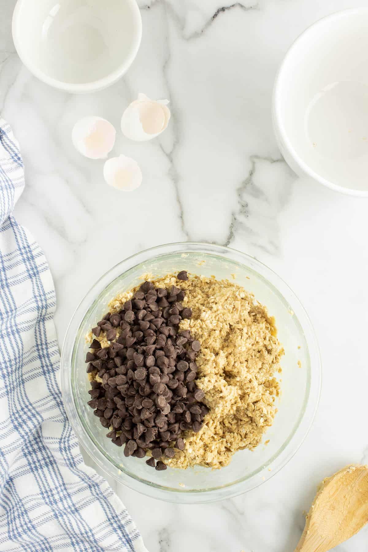 Adding Oats and Chocolate Chips for Chewy Oatmeal Chocolate Chip Cookie Recipe
