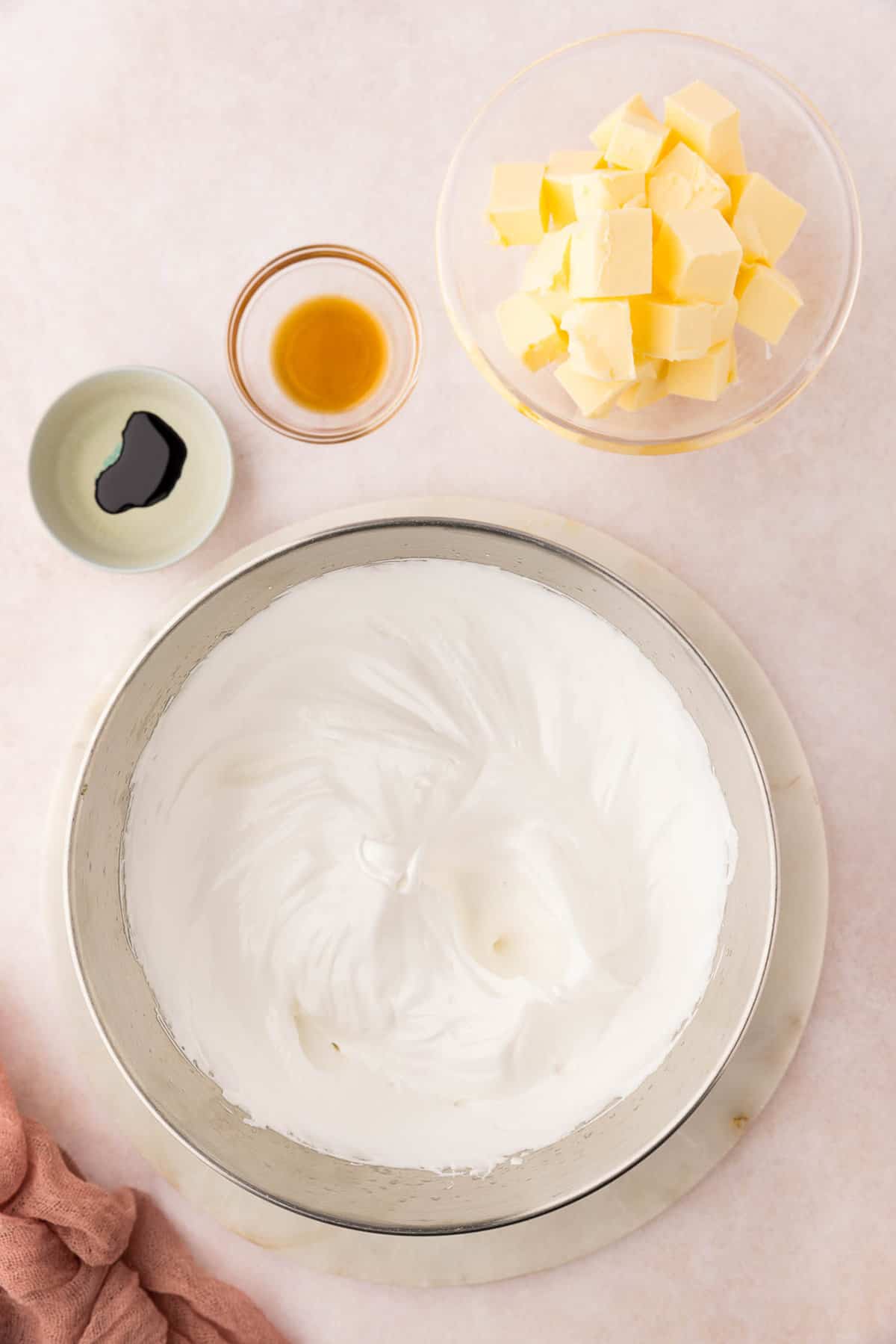 Mixing Meringue Frosting to be Thick & Fluffy for Easter Cupcakes