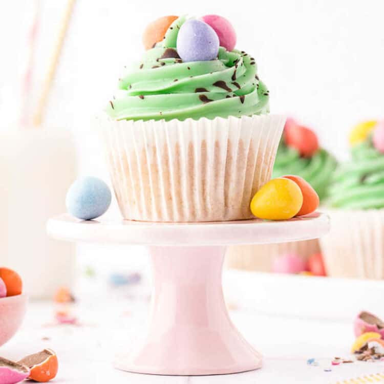 Easy Easter Cupcakes That Are Both Tasty & Cute