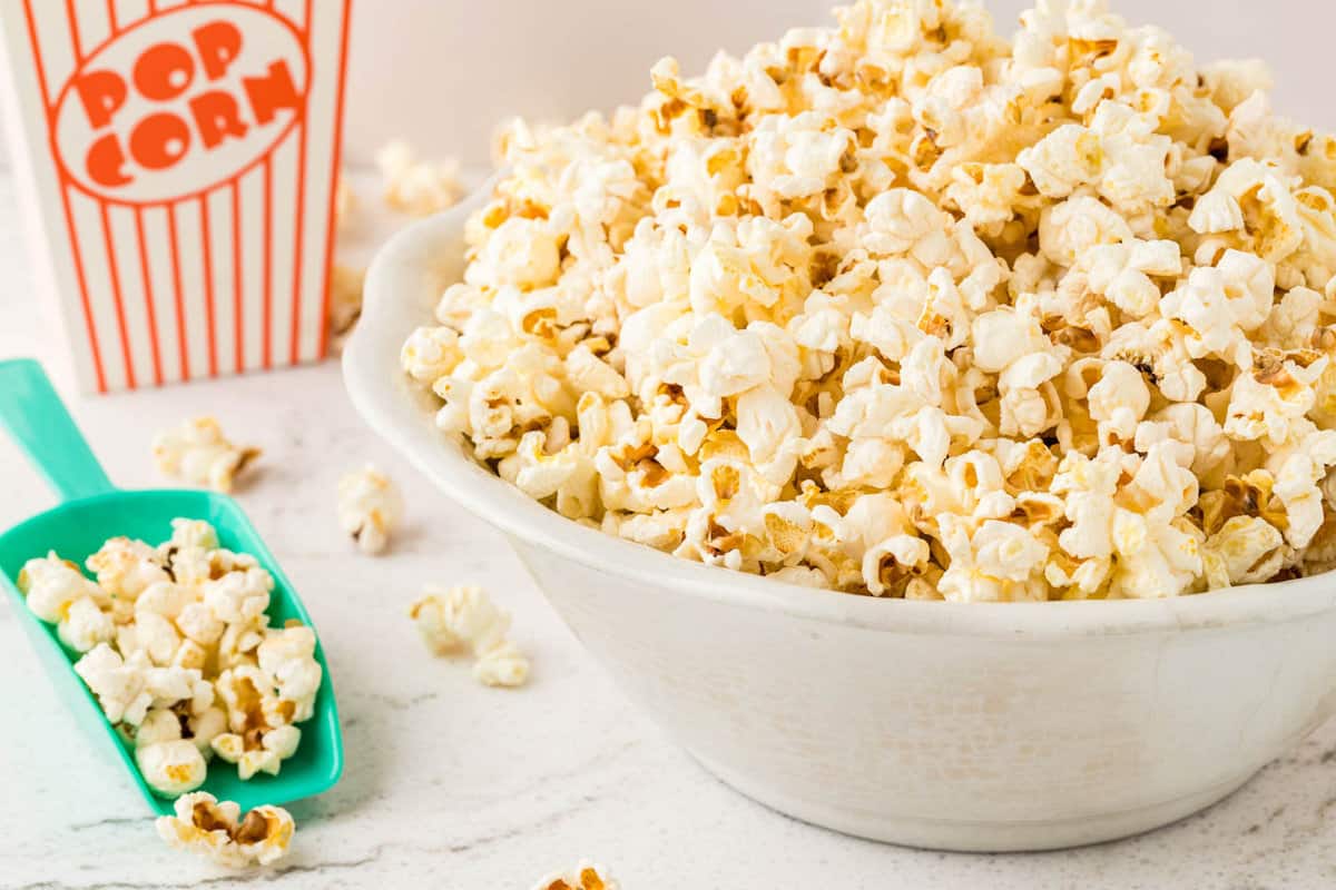 Easy Homemade Popcorn Recipe in Popcorn Bowl