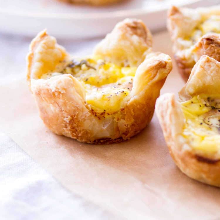 Ham-and-Cheddar-Quiche-Cups-sQuare