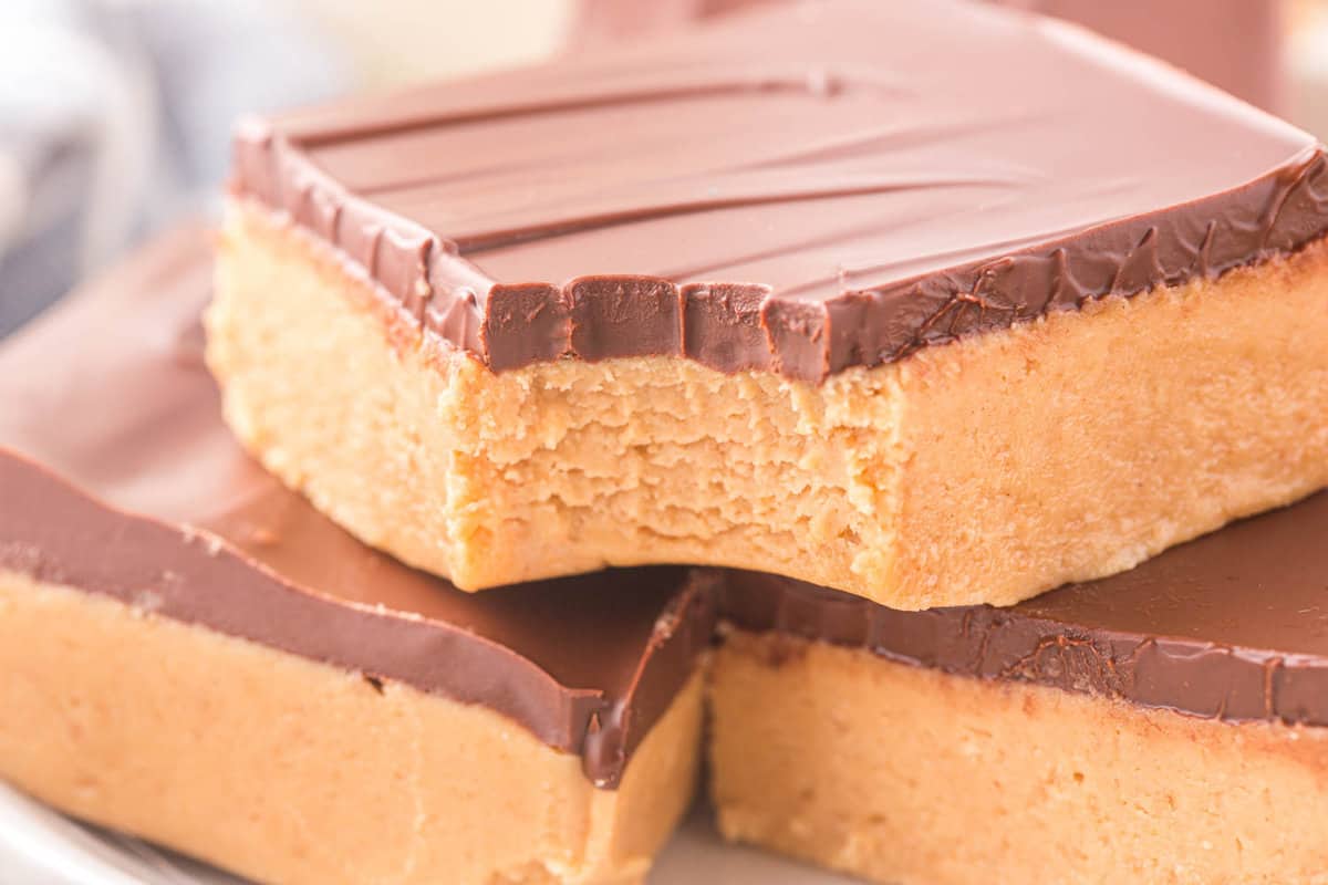 No Bake Chocolate Peanut Butter Bars Recipe