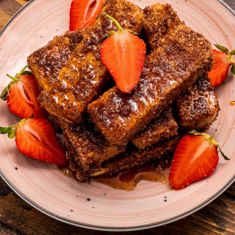 Air Fryer French Toast Sticks Square cropped image