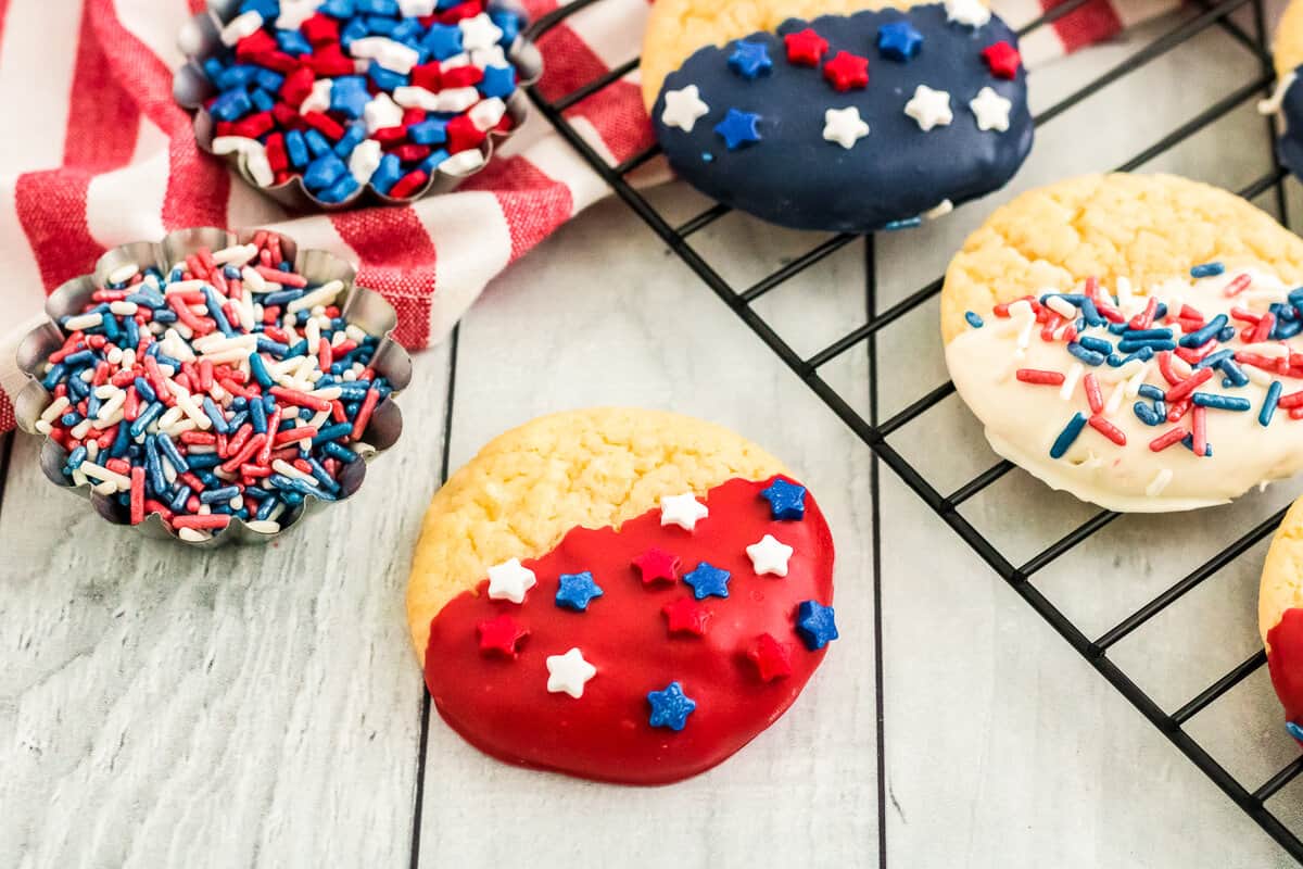 Close up Photo of a completed 4th of July Cookie