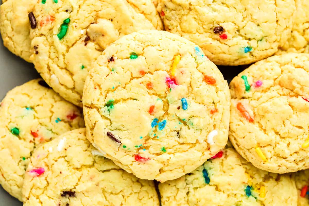 Close up of Cake Mix Cookies.