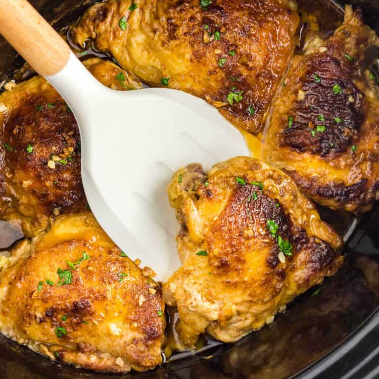 Using a Spatula on Slow Cooker Chicken Thighs