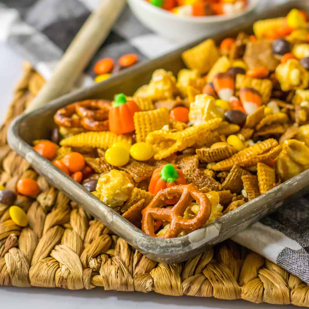 Fall Snack Mix - Julie's Eats & Treats