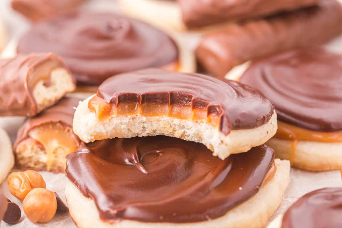 The Gooey First Bite from the Twix Cookies