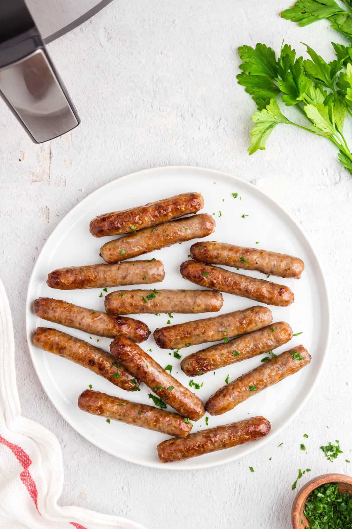 Air Fryer Sausage Links on Serving Plate