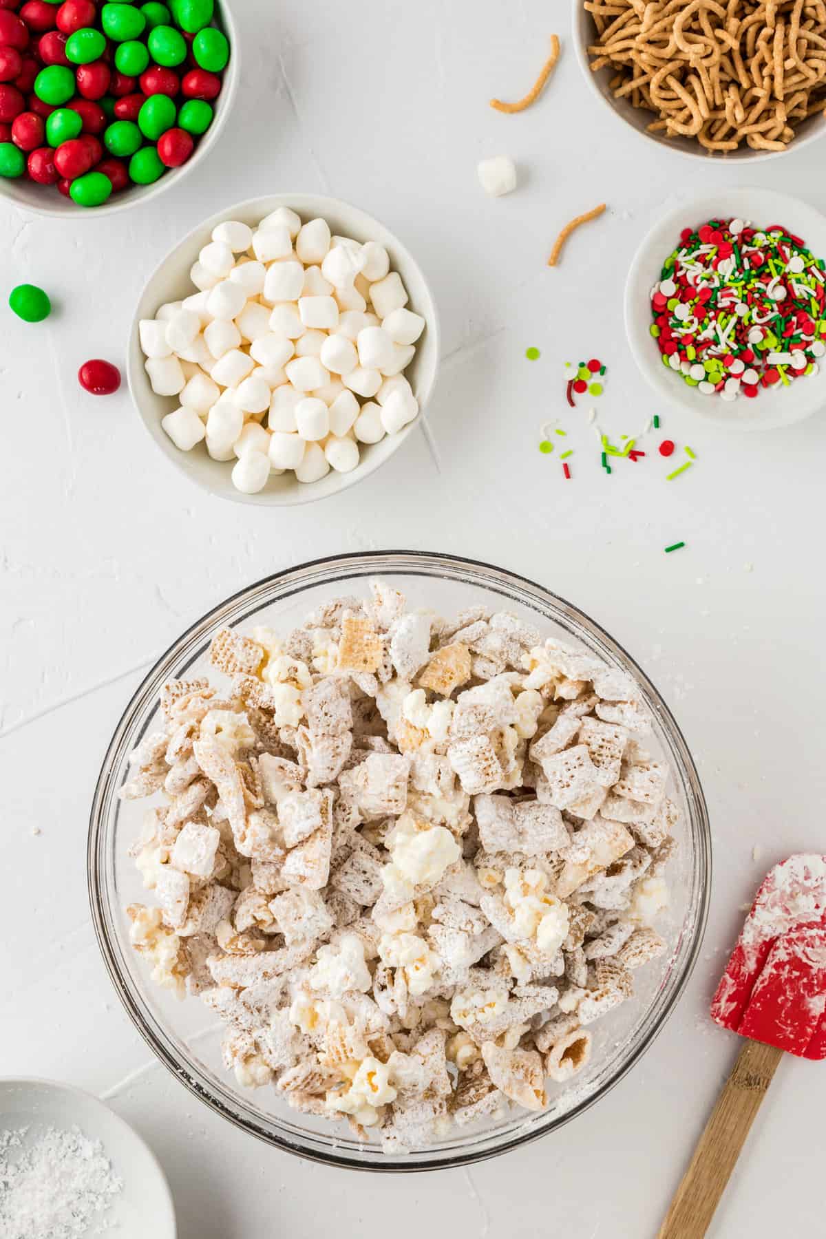 Make sure mixture is fully coated with powdered sugar.