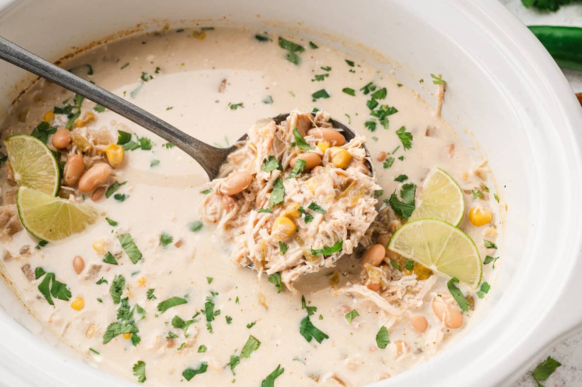 Best Slow-Cooker White Chicken Chili Recipe - How to Make Slow-Cooker White  Chicken Chili Recipe